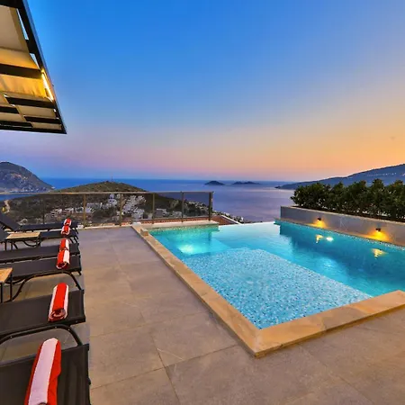 Skylight 4*